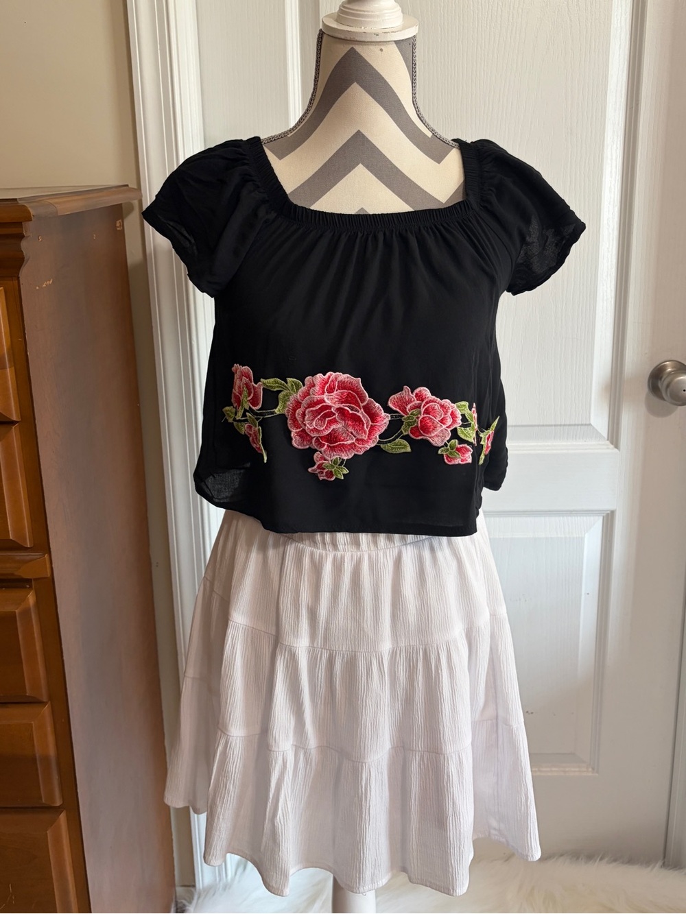 Forever 21 Flower Top Size Medium